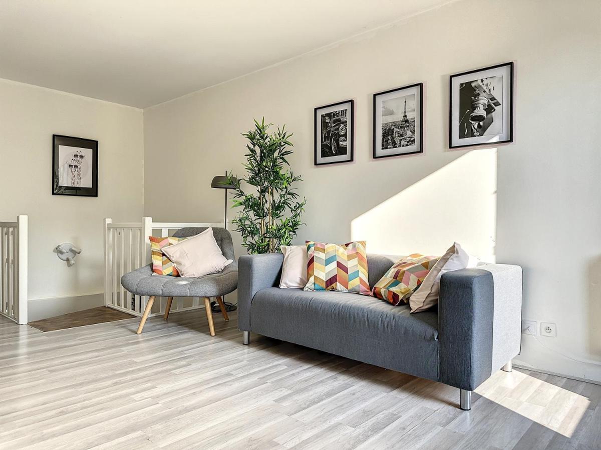 Charmant Appartement Avec Terrasse Parking Ispagnac Luaran gambar