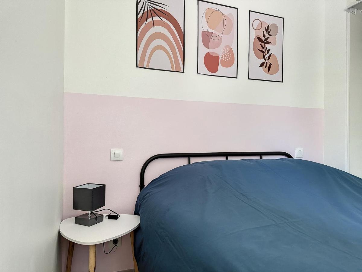 Charmant Appartement Avec Terrasse Parking Ispagnac Luaran gambar