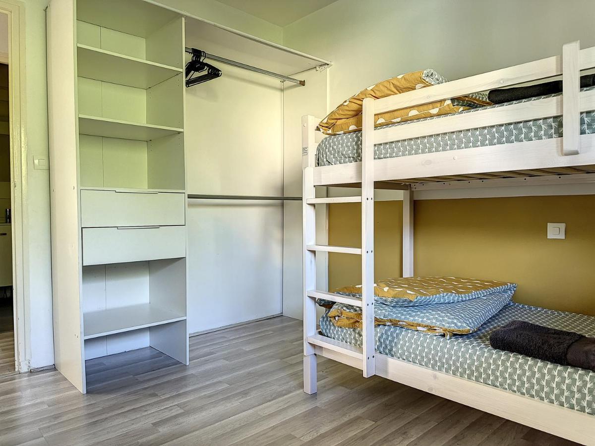 Charmant Appartement Avec Terrasse Parking Ispagnac Luaran gambar